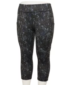 Tek Gear® Legging Plus Size Pocket High-Waisted Capri -Tek Gear store 5182885 Slate Shapes