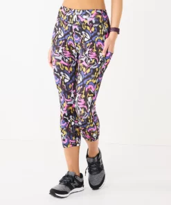 Tek Gear® Legging Core Petite High-Waisted Capri 21 Tek Gear® Legging Core Petite High-Waisted Capri -Tek Gear store 5236295 Black Shapes