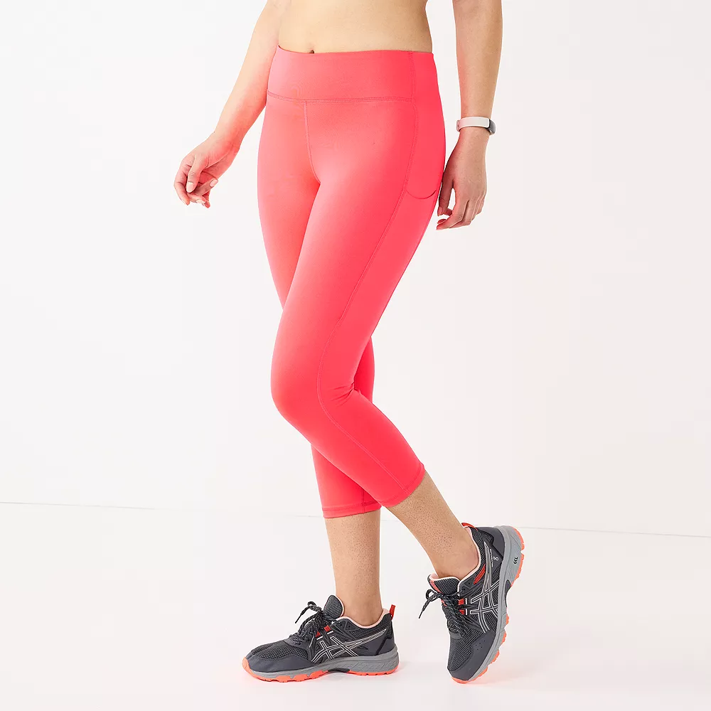 Tek Gear® Legging Core Petite High-Waisted Capri 13 Tek Gear® Legging Core Petite High-Waisted Capri - Image 11