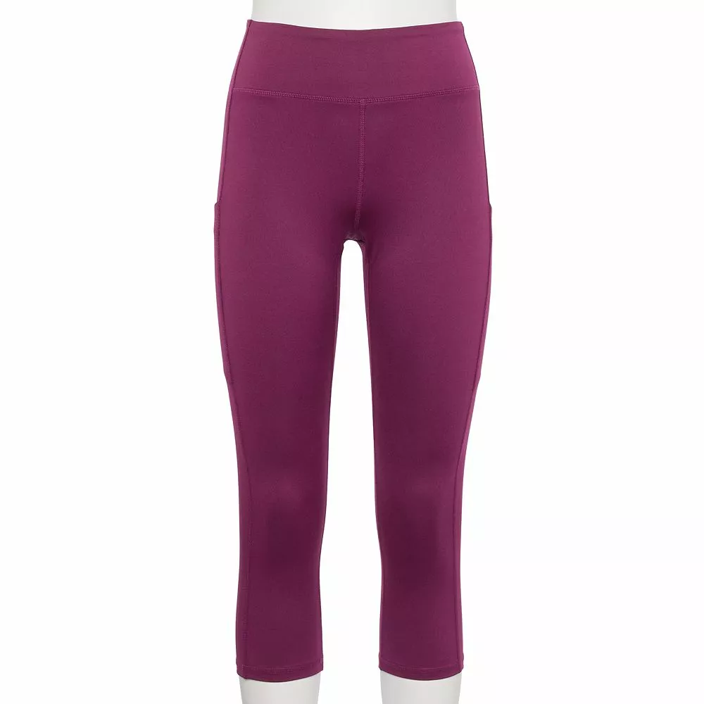 Tek Gear® Legging Core Petite High-Waisted Capri 10 Tek Gear® Legging Core Petite High-Waisted Capri - Image 8