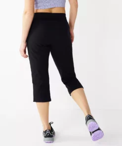 Petite Tek Gear® Capri Straight-Leg Essential Workout -Tek Gear store 5240761 ALT