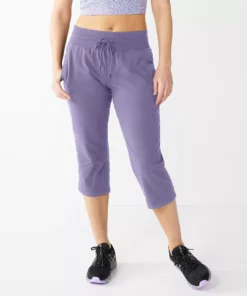 Petite Tek Gear® Capri Straight-Leg Essential Workout -Tek Gear store 5240761 Grape Yard