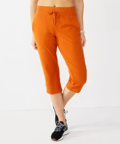Tek Gear® Women' Capri Straight-Leg Essential Workout 15 Tek Gear® Women' Capri Straight-Leg Essential Workout -Tek Gear store 5257893 Orange Pottery
