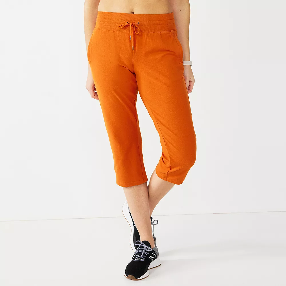 Tek Gear® Women' Capri Straight-Leg Essential Workout 8 Tek Gear® Women' Capri Straight-Leg Essential Workout - Image 6