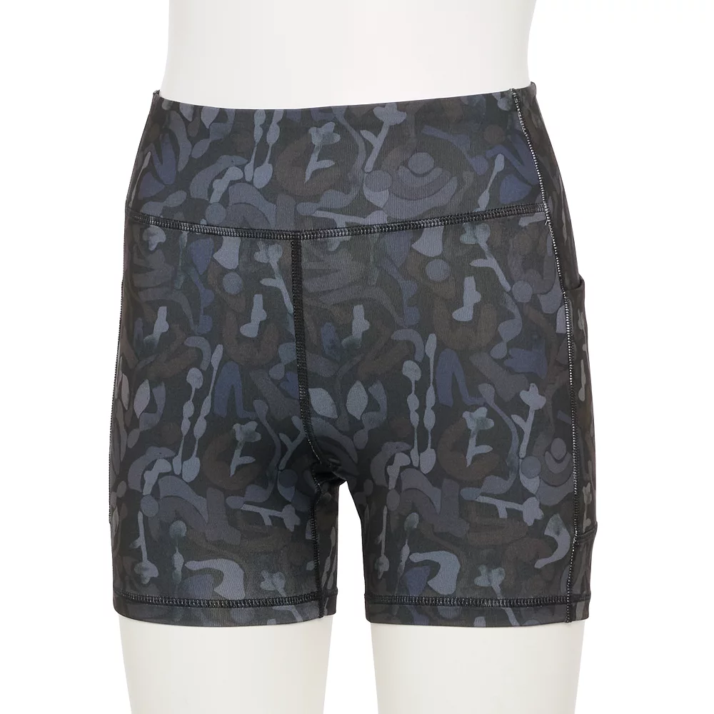 Tek Gear® Women' Short Core 5-In. Bike High-Waisted 7 Tek Gear® Women' Short Core 5-In. Bike High-Waisted - Image 5